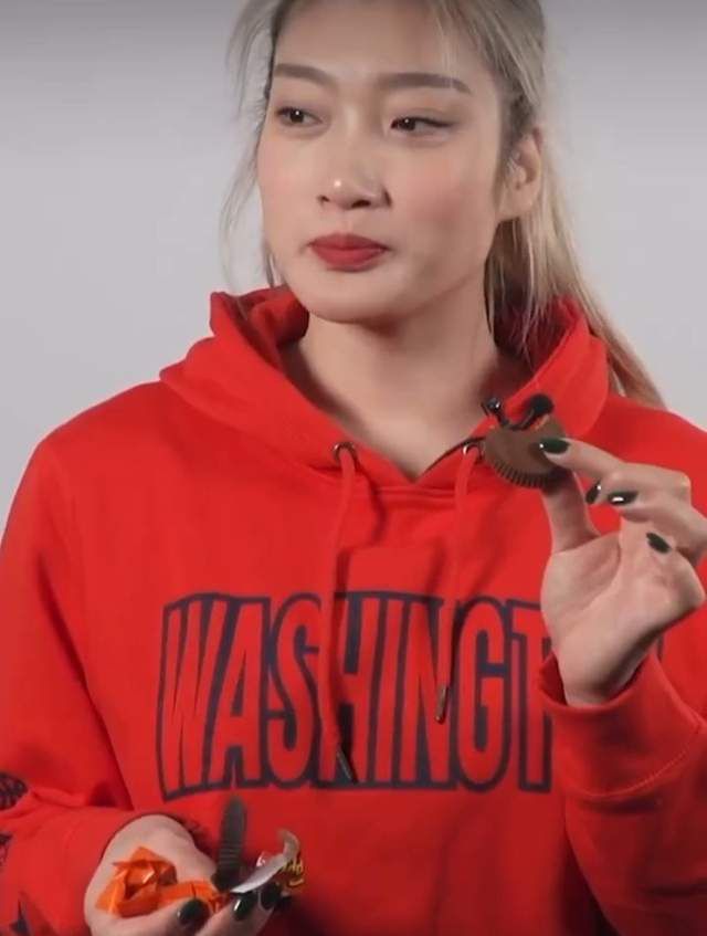 亚洲人成网站色7799在线观看
