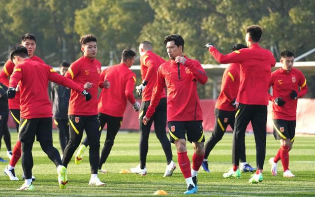 国产成人18黄网站麻豆