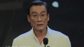 免费精品美女久久久久久久久久